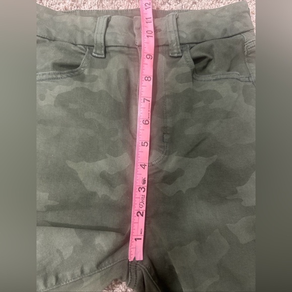 American Eagle Jeans Womens 4 Green Camo Curvy Super Hi Rise Jegging Distressed - Picture 12 of 13